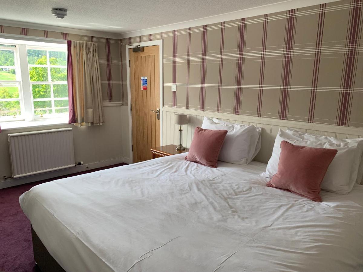 The Delnashaugh Hotel Ballindalloch Bagian luar foto