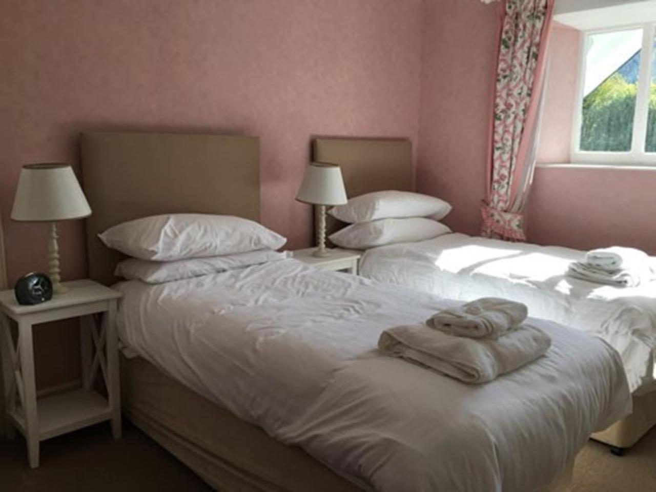 The Delnashaugh Hotel Ballindalloch Bagian luar foto
